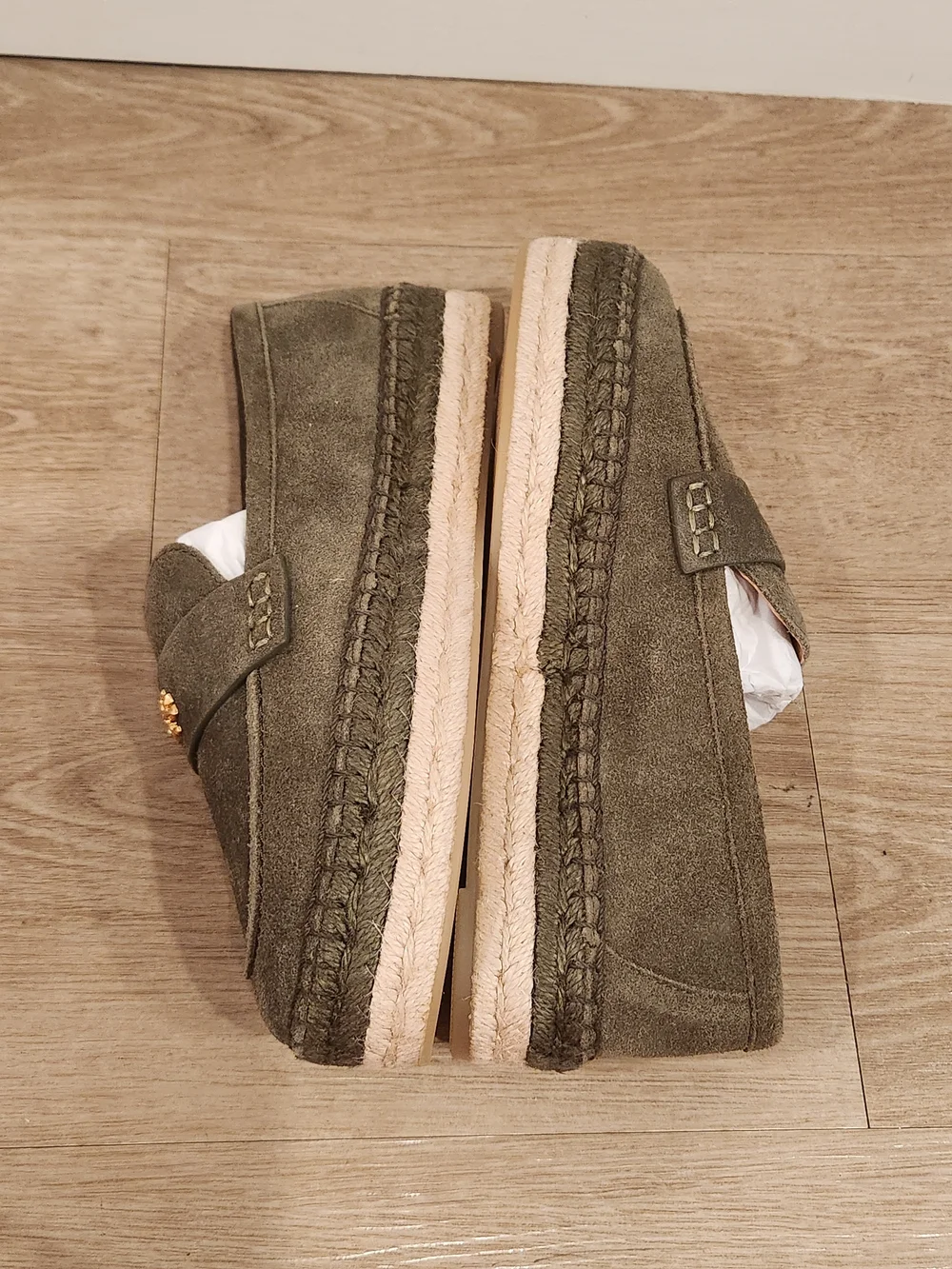 NWT Tory Burch Seaside Olive Green Suede Espradrille Double T Loafers Women's 6